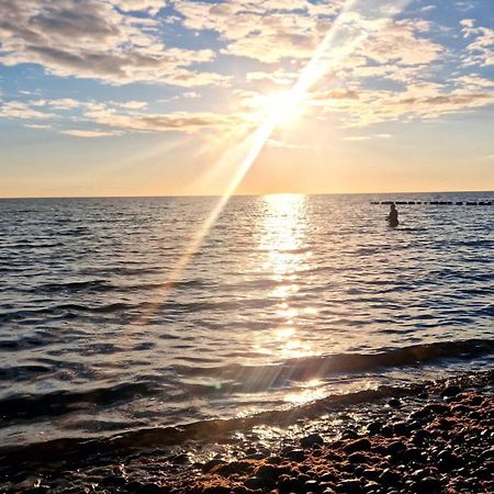 App 7O Kleinertag Am Meer Dranske Extérieur photo